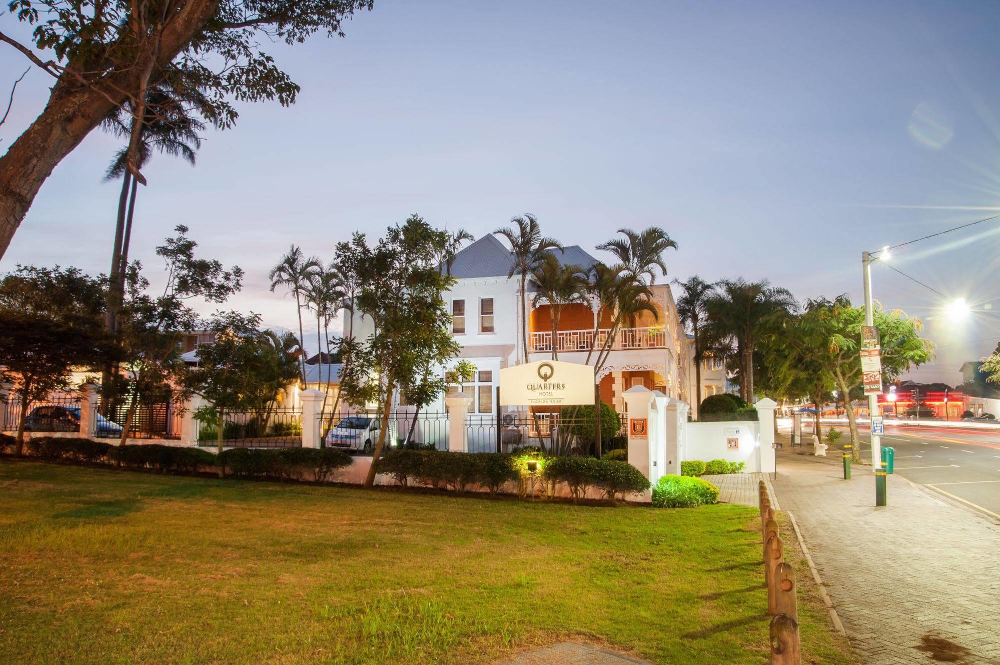 Quarters Hotel Ντούρμπαν Εξωτερικό φωτογραφία